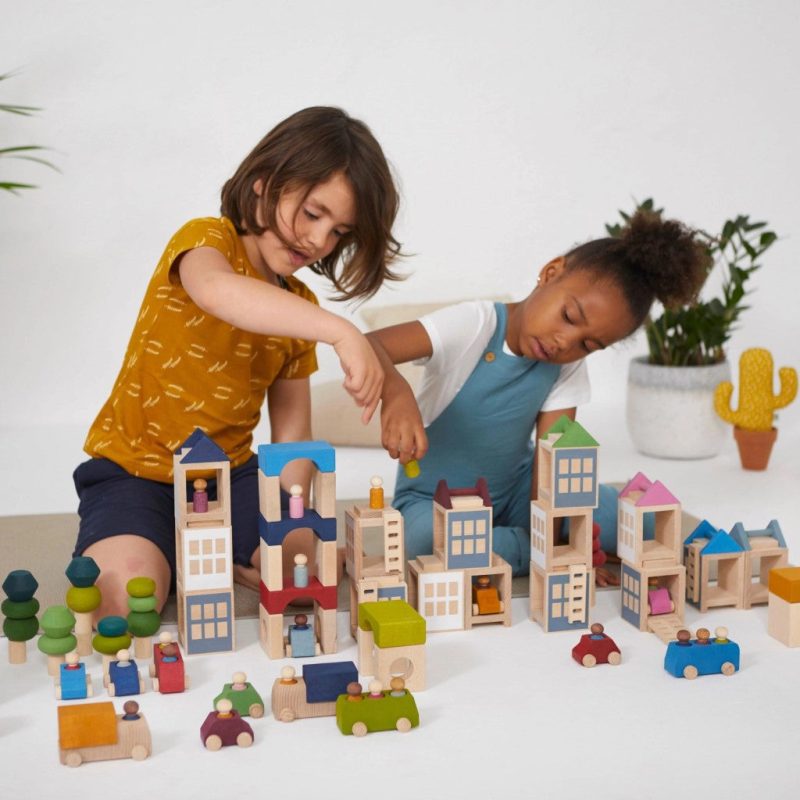 1024x1024 lubulona lubu town wooden construction city play set lifestyle f8eb6094 fa12 4dcd b257 30f2365f08cd